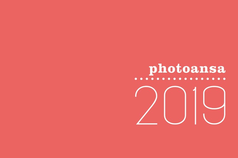 Photoansa2019, la copertina della quindicesima edizione - RIPRODUZIONE RISERVATA