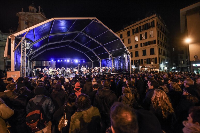 capodanno a genova - RIPRODUZIONE RISERVATA