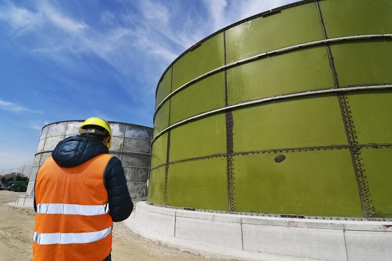 SCATTA LO SBLOCCA-CANTIERI. CANTONE, UNA NORMA PERICOLOSA - RIPRODUZIONE RISERVATA