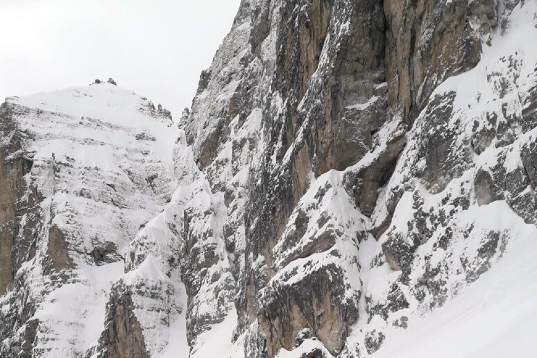 Valanga investe scialpinisti sul Brenta, 3 feriti - RIPRODUZIONE RISERVATA