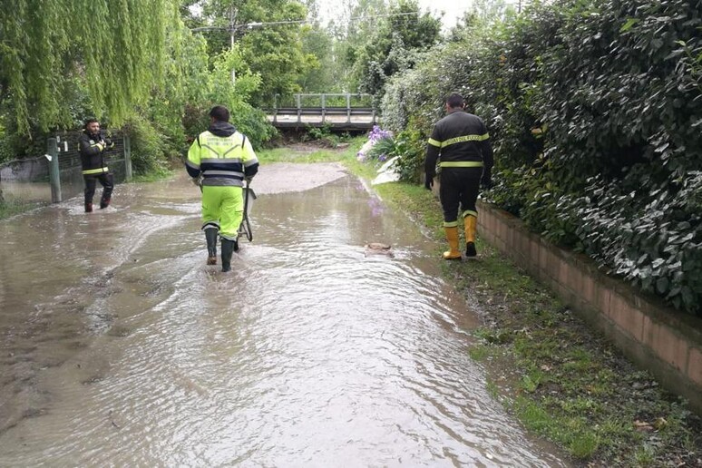 - RIPRODUZIONE RISERVATA