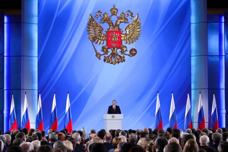 Vladimir Putin all 'Assemblea federale - RIPRODUZIONE RISERVATA