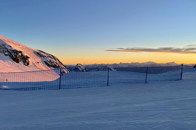 Staccionata divide comprensorio di Cervinia dalle piste di Zermatt. Foto di Lucio Trucco - RIPRODUZIONE RISERVATA