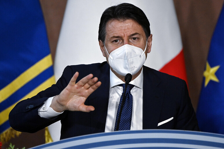 Giuseppe Conte - RIPRODUZIONE RISERVATA