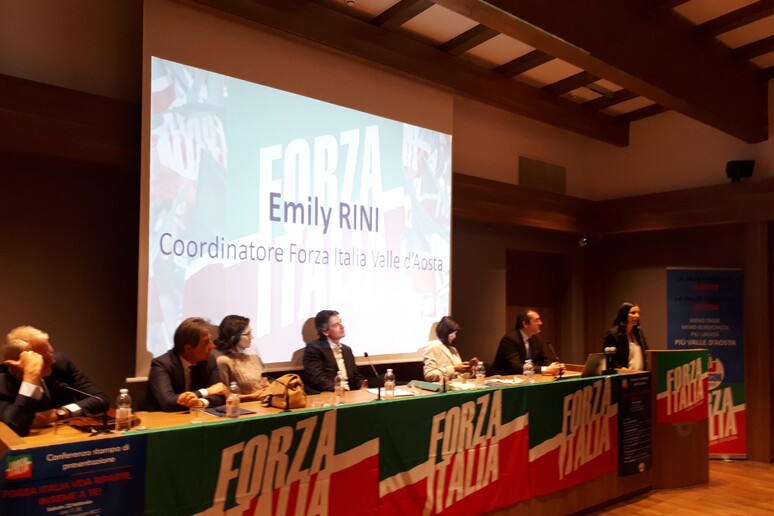 Aosta, conferenza stampa Forza Italia - RIPRODUZIONE RISERVATA