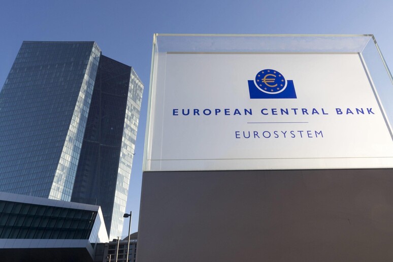 Bce: parte  'Pepp ', compra 30 miliardi di bond in soli 5 giorni © ANSA/EPA
