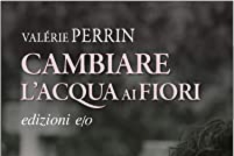 Tre di Valérie Perrin resta primo nella classifica dei 10 libri più venduti