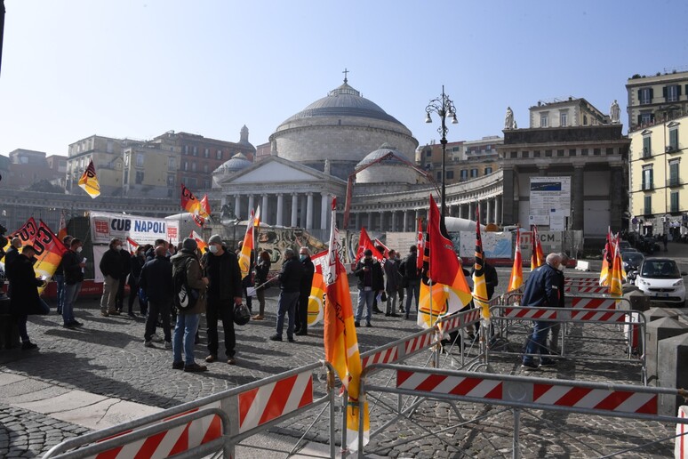 - RIPRODUZIONE RISERVATA