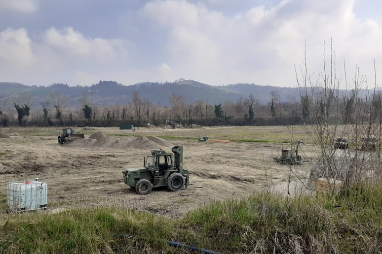 - RIPRODUZIONE RISERVATA