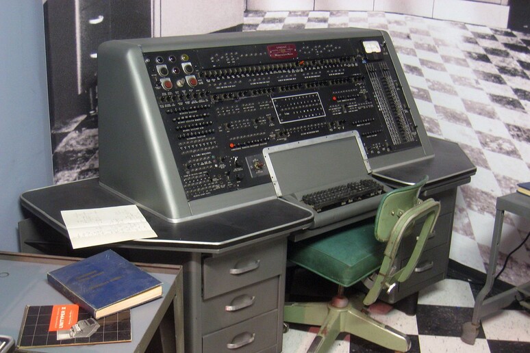 Univac 1 - Museo della scienza di Boston - foto Di Daderot - Opera propria, Pubblico dominio - RIPRODUZIONE RISERVATA