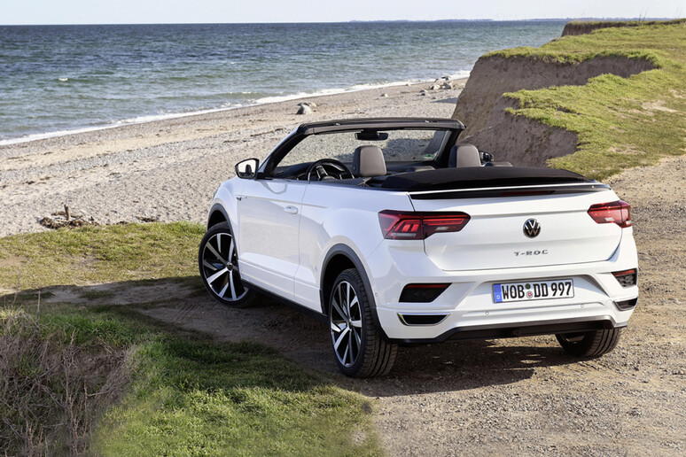 Volkswagen T-Roc Cabriolet, perfetto compagno di viaggio © ANSA/Volkswagen Press