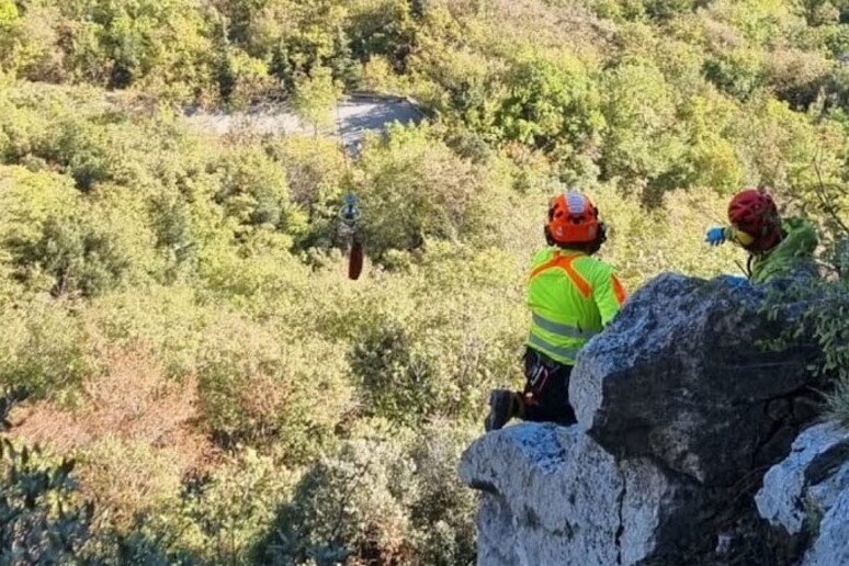 - RIPRODUZIONE RISERVATA