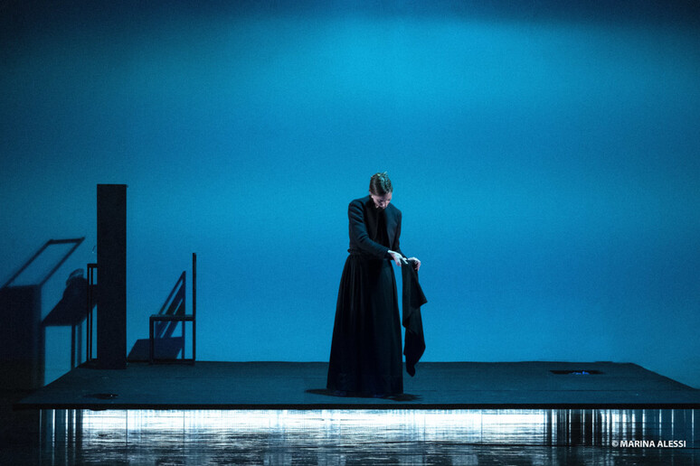 Teatro:Bologna, Accabadora di Michela Murgia all'Arena del Sole - Notizie 