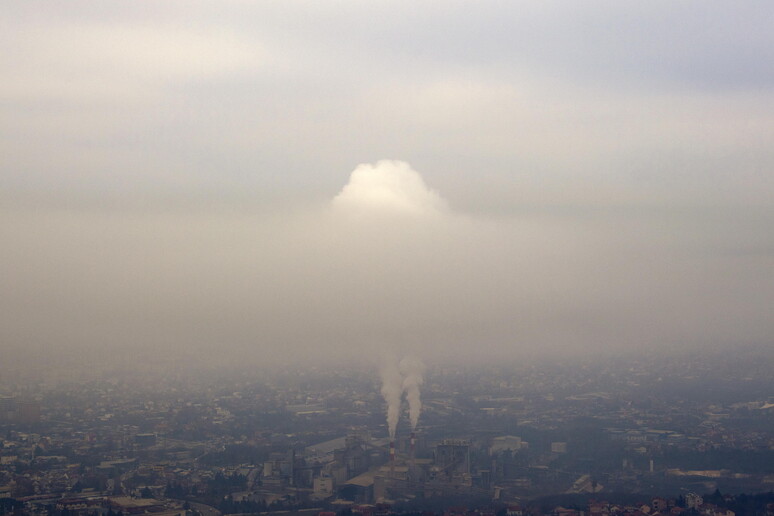 smog © ANSA/EPA