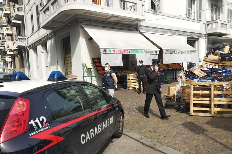 Arresti per caporalato alla Spezia - RIPRODUZIONE RISERVATA