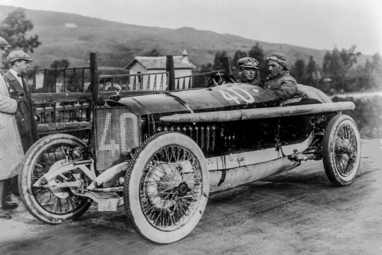 Targa Florio 1922, Mercedes vince con motore sovralimentato © ANSA/Mercedes Classic