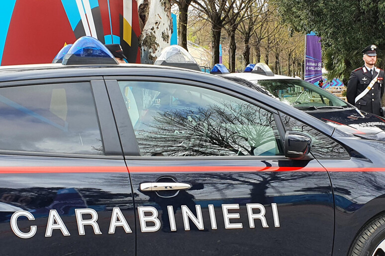 CARABINIERI - RIPRODUZIONE RISERVATA