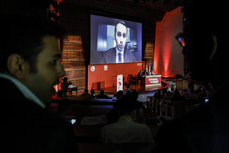 Luigi Di Maio, ministro degli Esteri, in video collegamento al congresso del Partito Socialista - RIPRODUZIONE RISERVATA