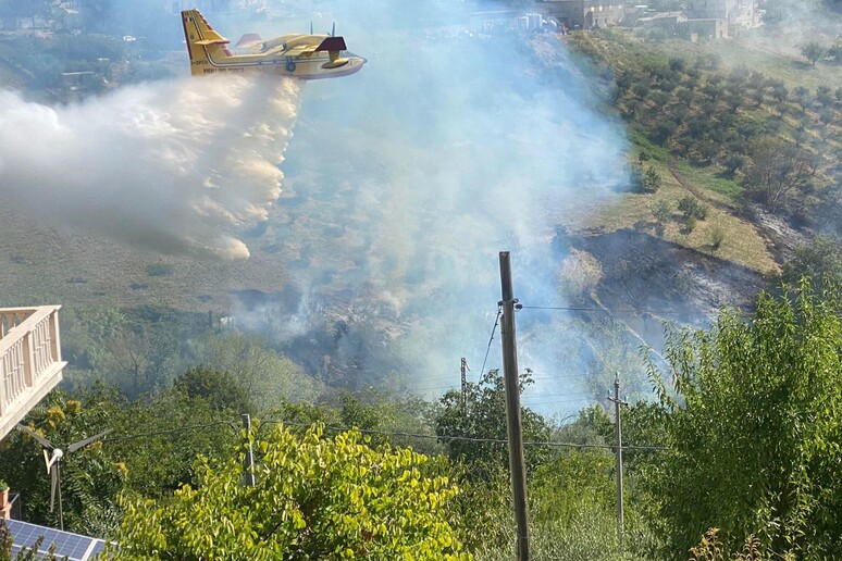 - RIPRODUZIONE RISERVATA