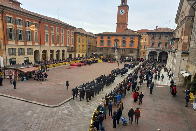 - RIPRODUZIONE RISERVATA