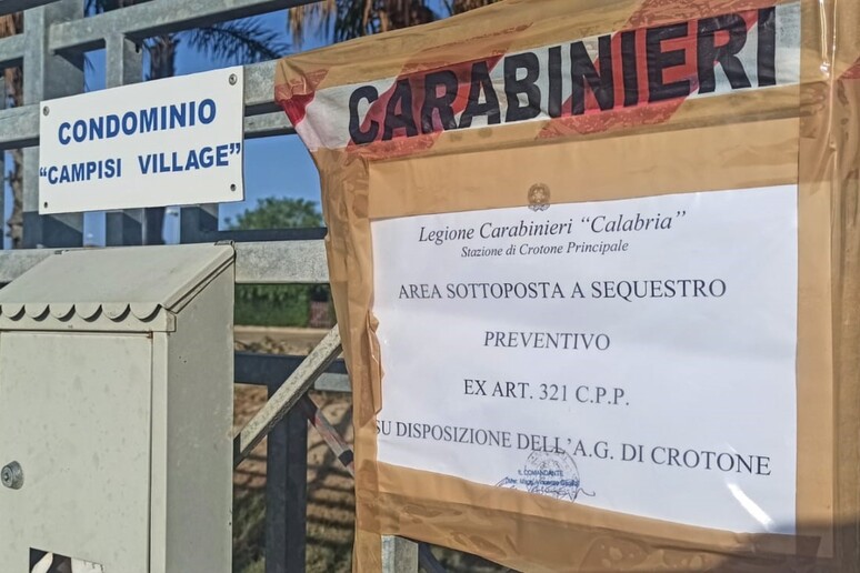 - RIPRODUZIONE RISERVATA