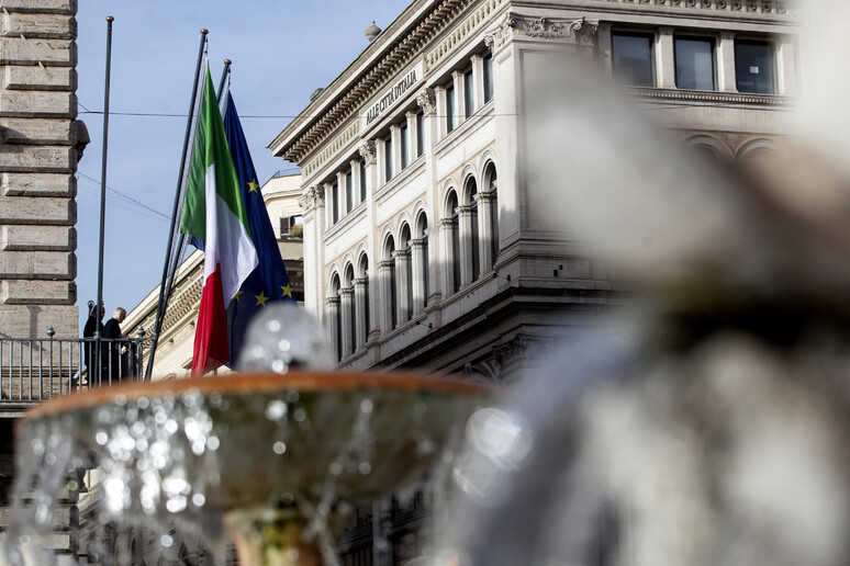 L'Ue deferisce Roma, 'discriminazione sull'assegno unico'