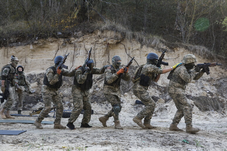 Ucraina: 'La Russia ha usato un lacrimogeno letale'