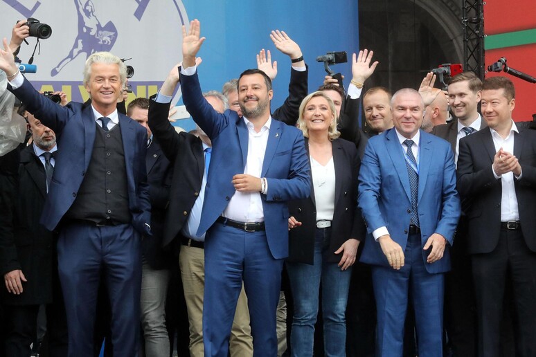 Da Wilders a Ventura. La destra esulta per il risultato di Le Pen - RIPRODUZIONE RISERVATA
