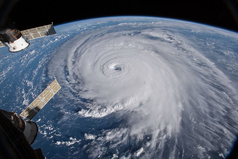 L 'uragano Florence (settemre 2018) visto dallo spazio (fonte: NASA Goddard Space Flight Center from Greenbelt, MD, USA, da Wikipedia) - RIPRODUZIONE RISERVATA