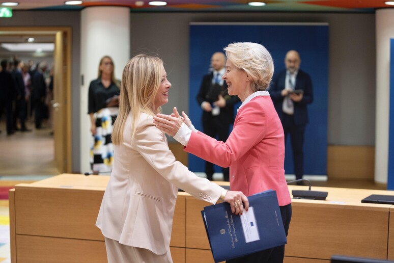La premier Giorgia Meloni con la presidente della Commissione Ue Ursula von der Leyen -     RIPRODUZIONE RISERVATA
