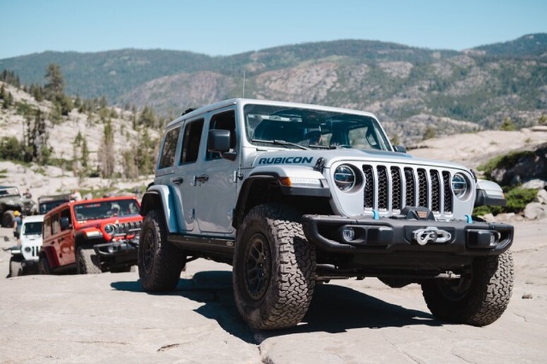 Jeep festeggia in fuoristrada i 70 anni dei suoi Jamboree - RIPRODUZIONE RISERVATA