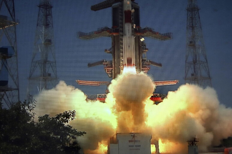 Il lancio dell 'osservatorio solare indiano Aditya-L1 (fonte; ISRO) © ANSA/EPA