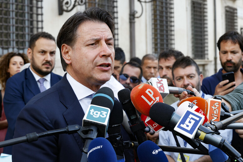 Giuseppe Conte - RIPRODUZIONE RISERVATA