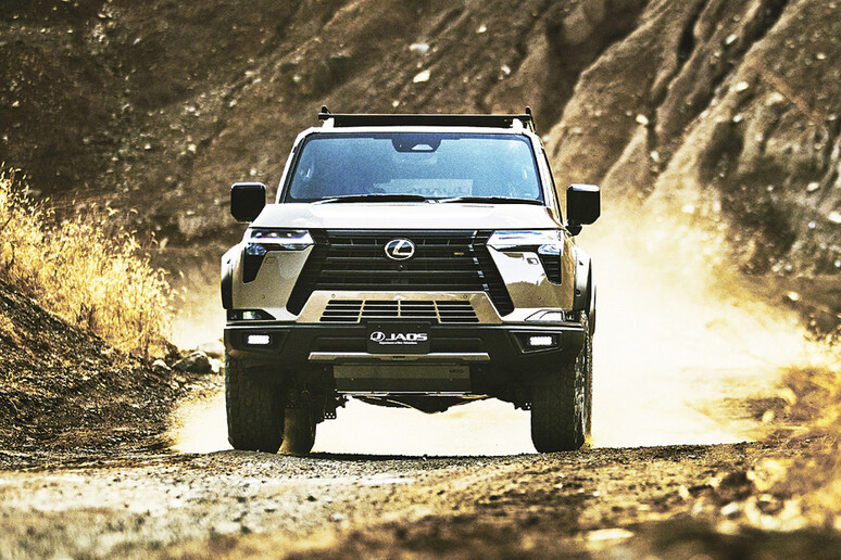 Lexus GX 550 Overtrail, quando lusso incontra off-road duro -     RIPRODUZIONE RISERVATA