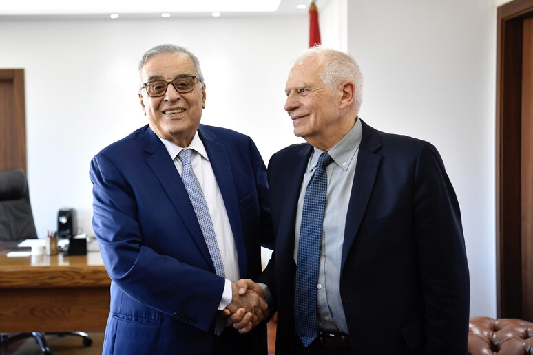 Borrell a colloquio con il ministro degli Esteri libanese: "Ridurre l 'escalation" © ANSA/EPA