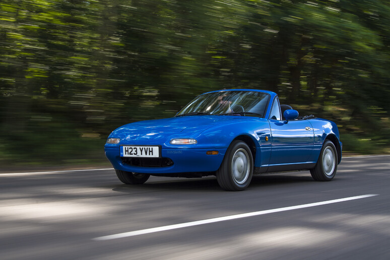 Mazda MX-5 2024, perché sceglierla e perché no? 