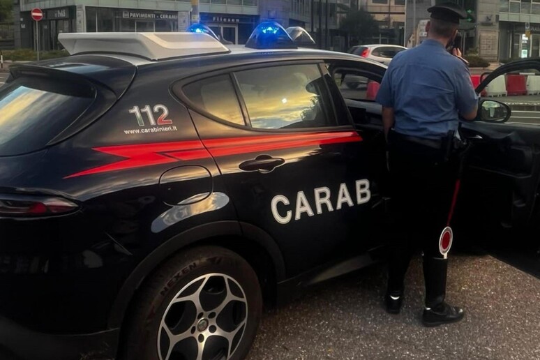 Uomo ucciso a Napoli a colpi d'arma da fuoco