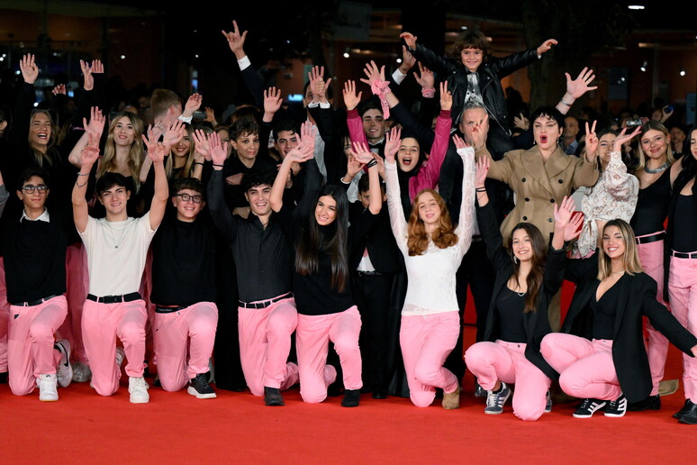 Il cast del film  'Il ragazzo dai pantaloni rosa ' - RIPRODUZIONE RISERVATA