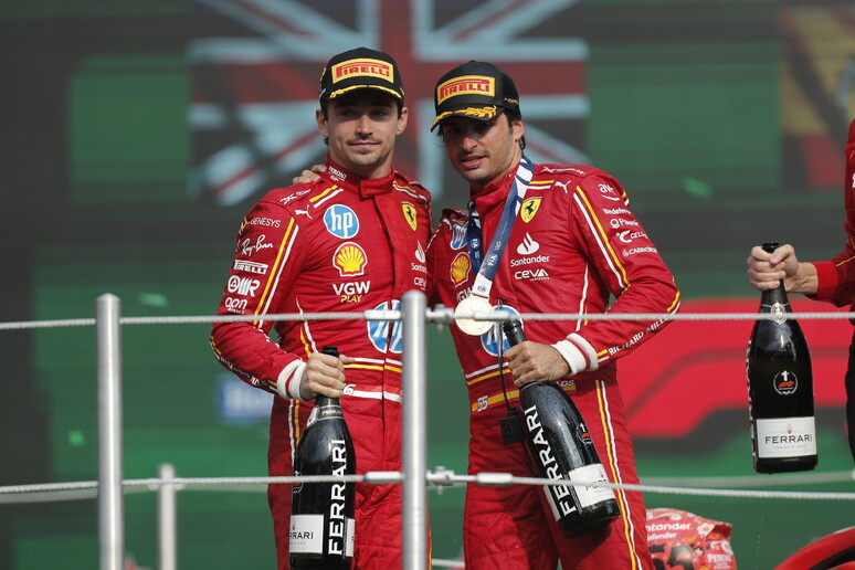 Charles Leclerc e Carlos Sainz © ANSA/EPA