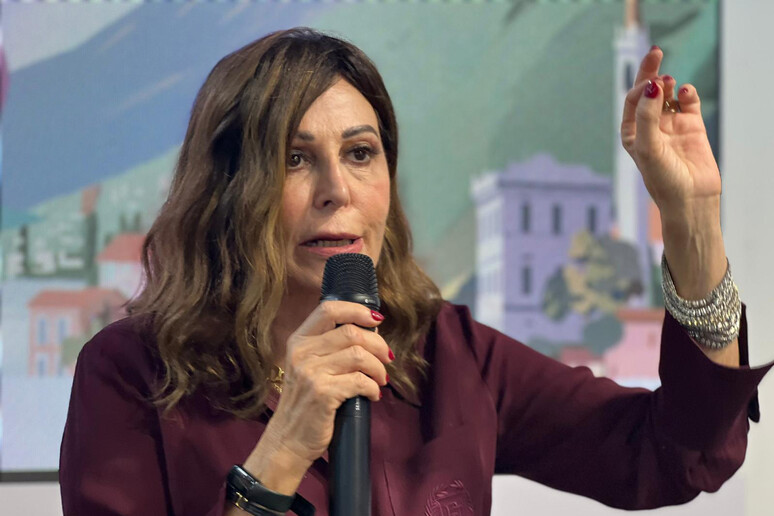 I pm di Milano insistono, a processo la ministra Santanchè - Notizie ...