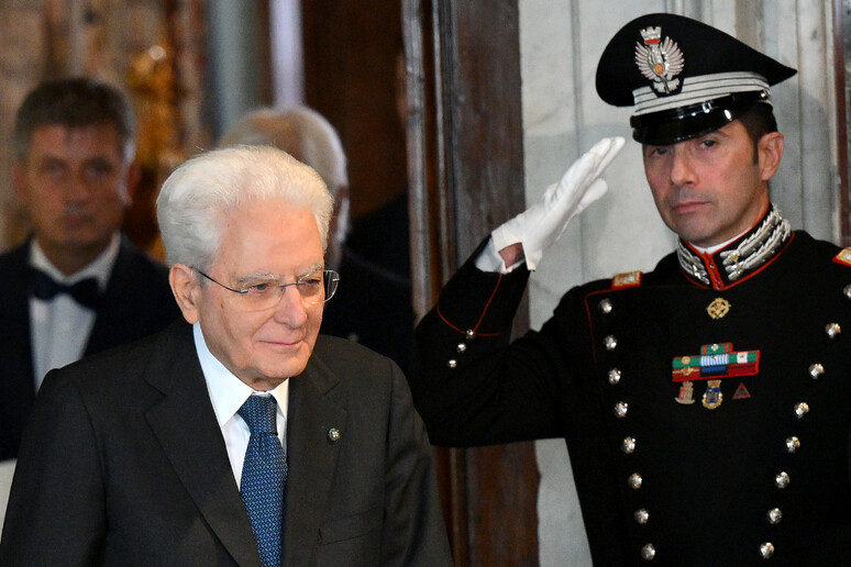 Mattarella, non sono gli egoismi a governare la crescita