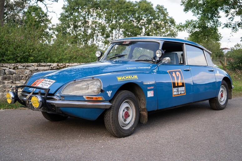 All 'asta Citroën DS del rally Londra-Città del Messico - RIPRODUZIONE RISERVATA