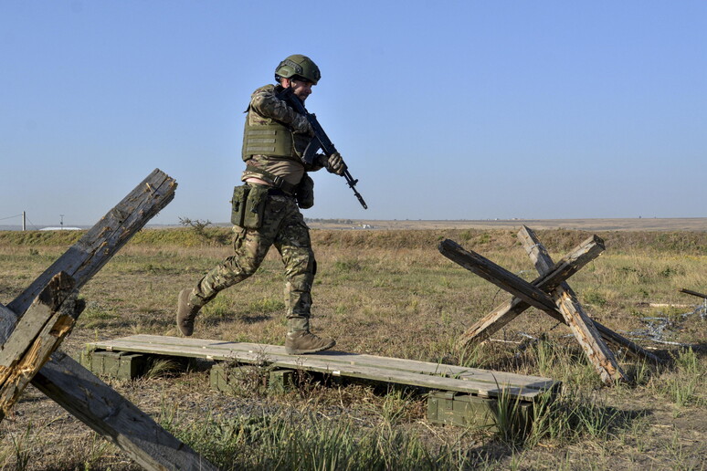 Mosca, 'catturato un altro villaggio ucraino nel Donetsk'