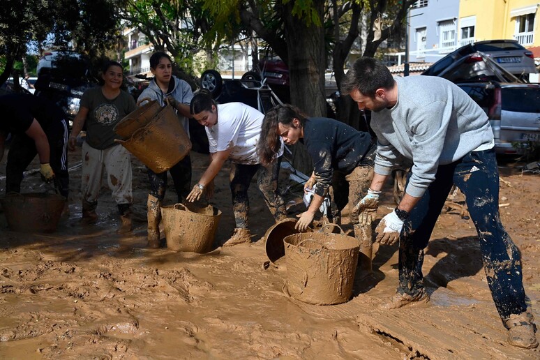 Massanassa, vicino a Valencia © ANSA/AFP