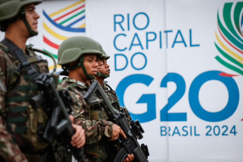 Security forces prepare for the start of the G20 in Rio © ANSA/EPA