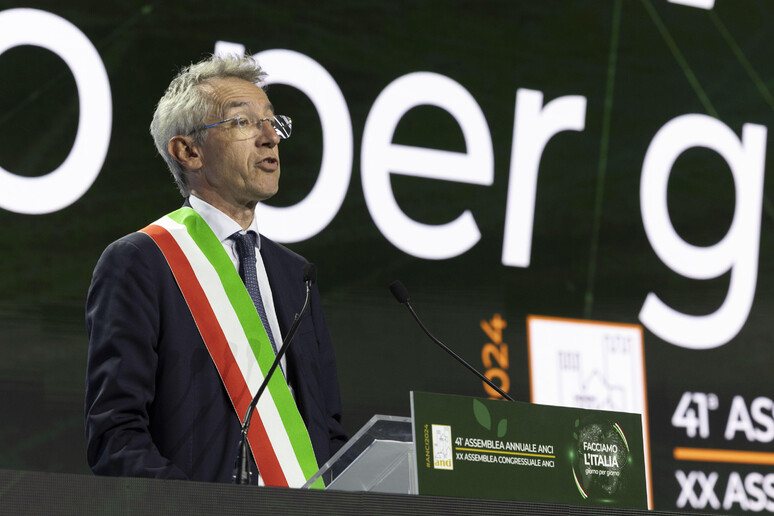 Il nuovo presidente dell 'ANCI – Associazione Nazionale Comuni Italiani, Gaetano Manfred - RIPRODUZIONE RISERVATA