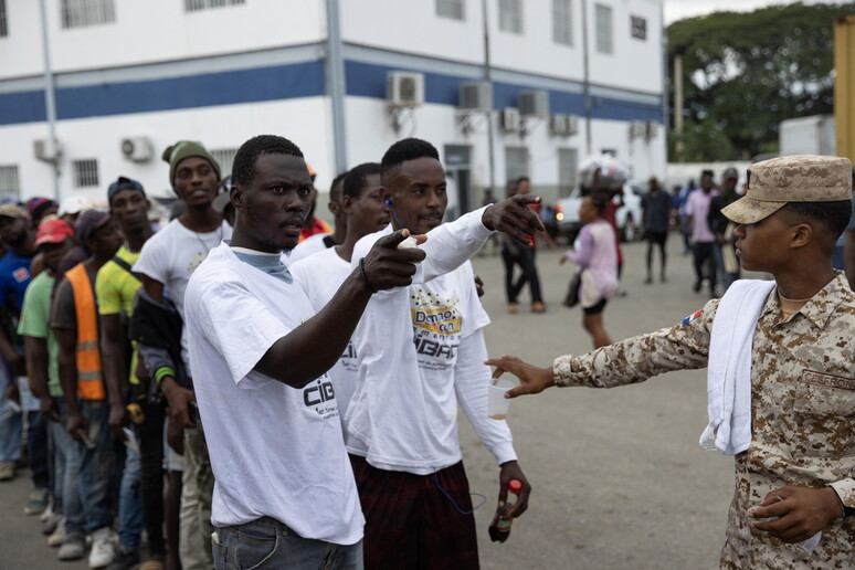 Più di 276.000 haitiani rimpatriati da Santo Domingo nel 2024