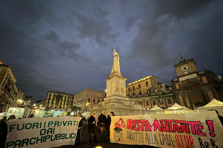 - RIPRODUZIONE RISERVATA