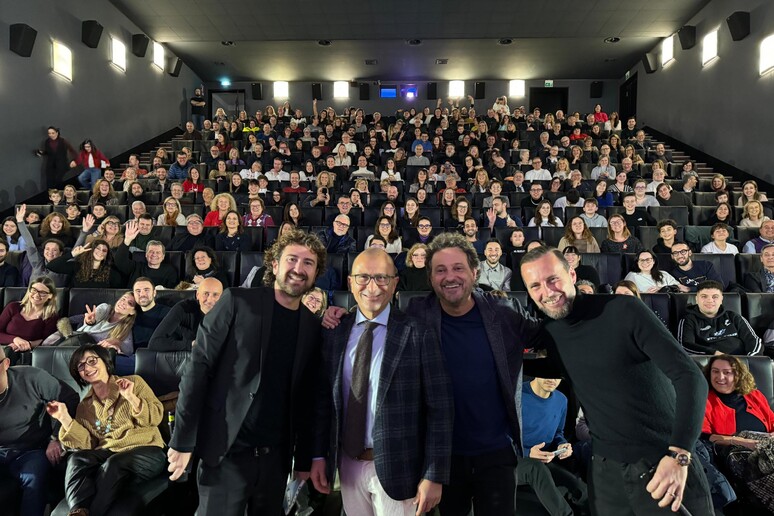 Siani e Pieraccioni show ad Ancona, 'Io e te dobbiamo parlare'