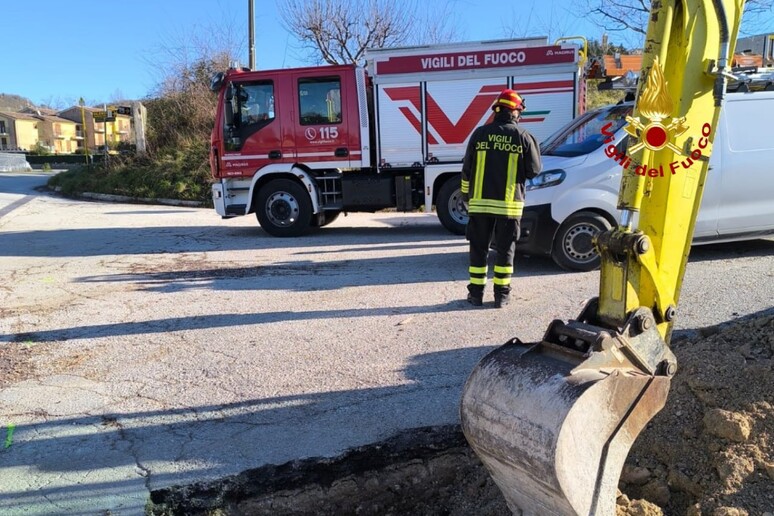 - RIPRODUZIONE RISERVATA